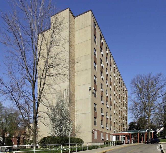 Photo - Maple Tower