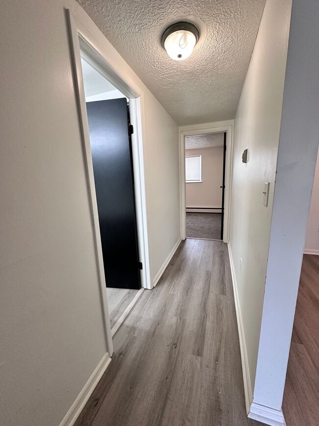 Building Photo - Coming this September: 2-Bedroom and 1-Bat... Unit Jefferson Trace 2-9 Rental