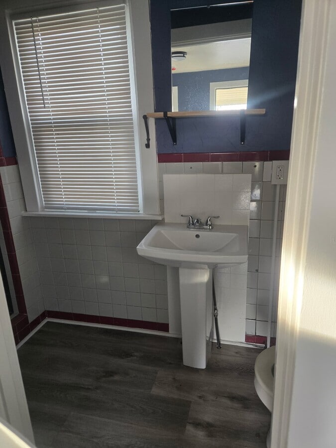 Photo - 651 Benjamin Franklin Hwy