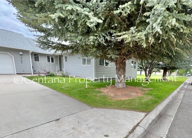 Photo - Well kept 3 bedroom 2 bathroom condo on the flats!