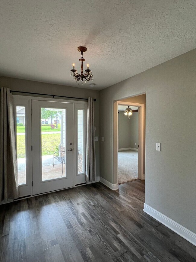 Photo - Executive Living