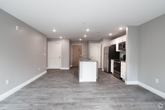 2BR, 1 Office, 2BA - 1200SF - Living Room - Fownes Mill-Large Rooms-Heated Garage-Welcome Home!