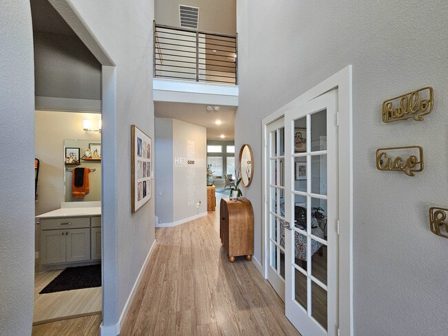 Photo - 198 Western Way