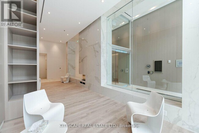 Photo - 370 Martha St Unité 1907