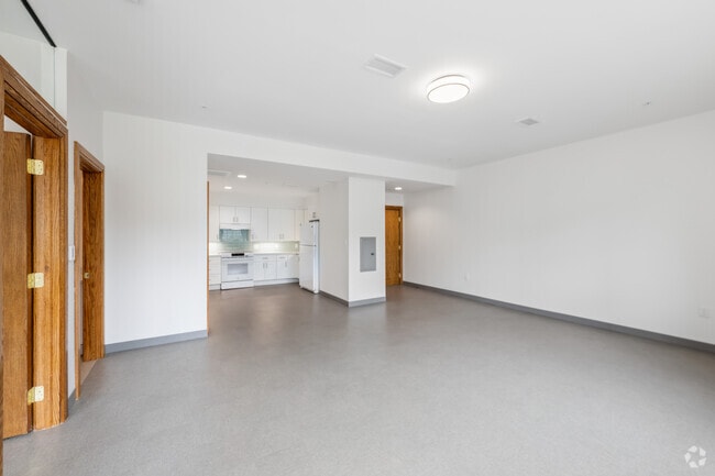 1BR, 1BA - 500SF - Living Room