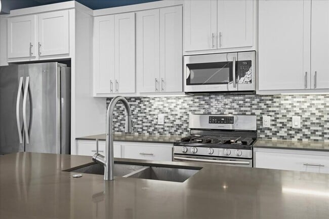 Photo - 6902 Bennett Ave