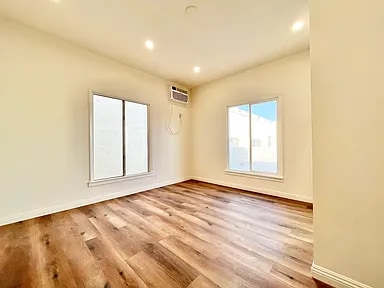 Photo - 1034 1/2 S Fairfax Ave Unidad 1