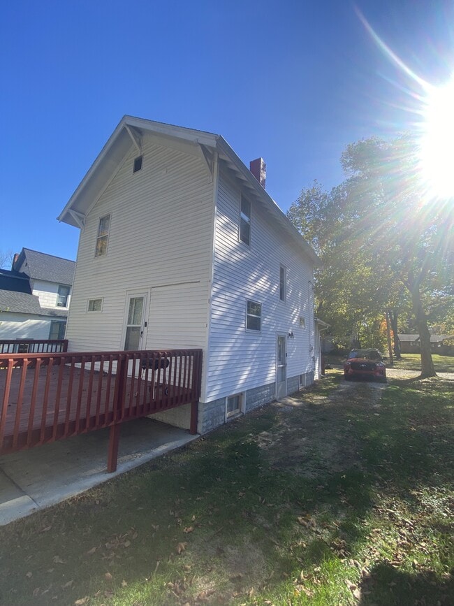 Photo - 1109 Perry St