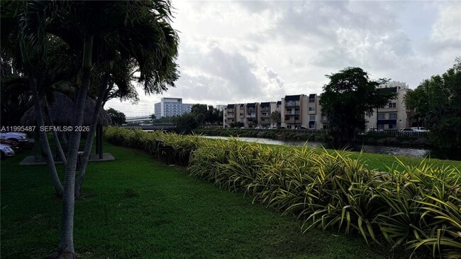 Building Photo - 7740 Camino Real Unit G303