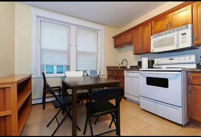 Photo - Desirable apartment in Brighton