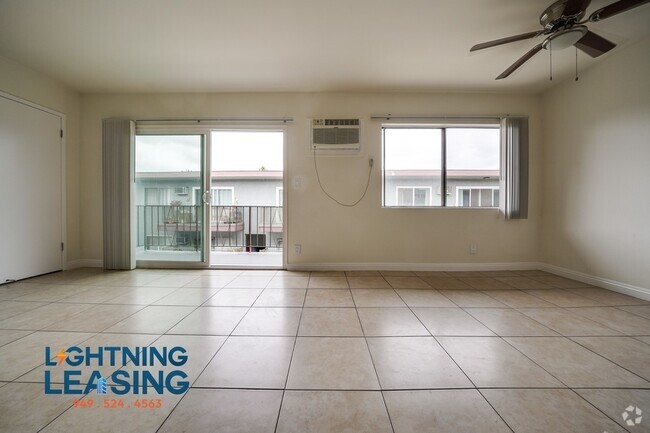 Building Photo - Spacious and Stylish 1-Bedroom with Balcon... Unit 27F Rental