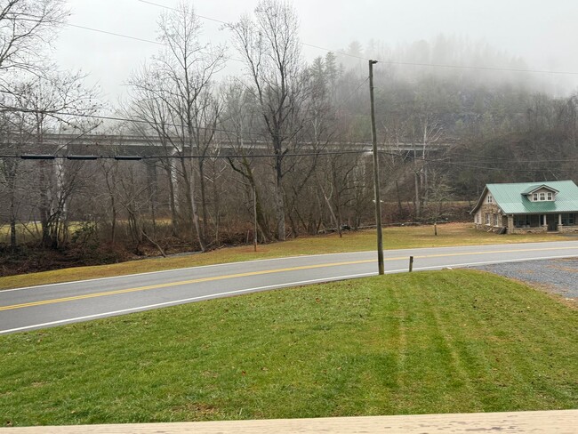 141 Spivey Mountain Rd