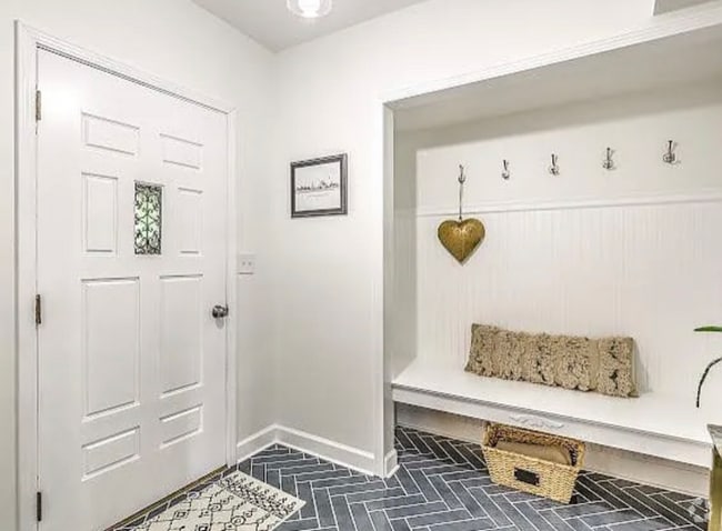 Building Photo - 6450 Marmaduke Ave Rental
