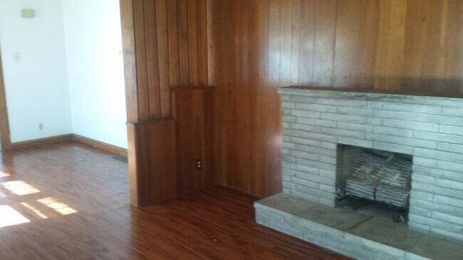 Photo - Two Bedroom One Bath Newly Renovated Charleston Home