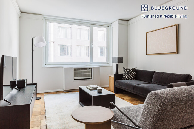 Building Photo - 230 W 55th St Rental