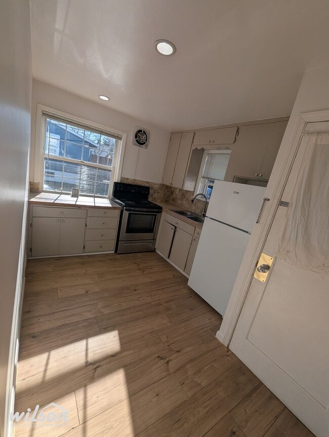 Photo - 2132 Porter St Unit A