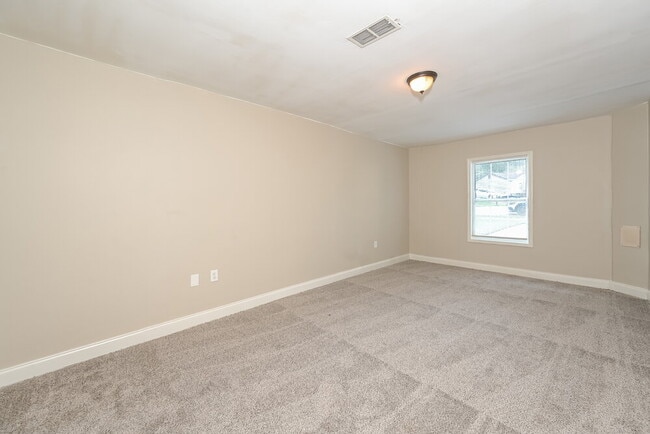 Photo - 730 Hairston Crossing Trail