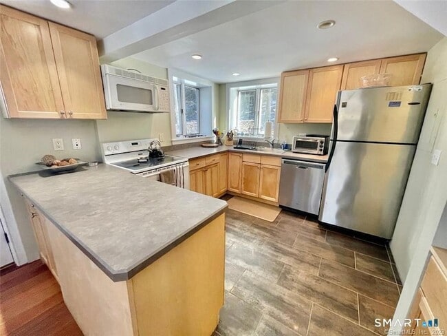 Photo - 44 Ferris Estates Rd