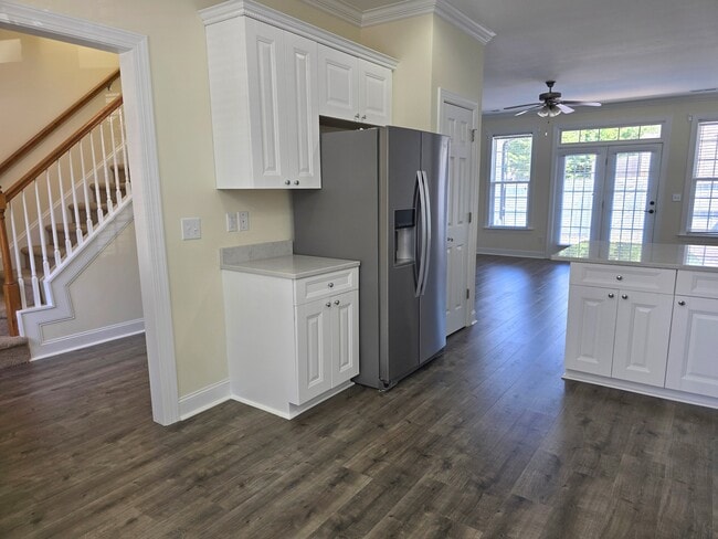 Photo - 6 Viburnum Ln
