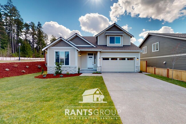 Beautiful Home! Easy JBLM commute! - Beautiful Home! Easy JBLM commute!