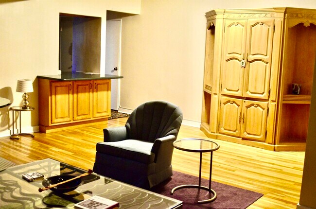 Photo - 8550 JFK Blvd E