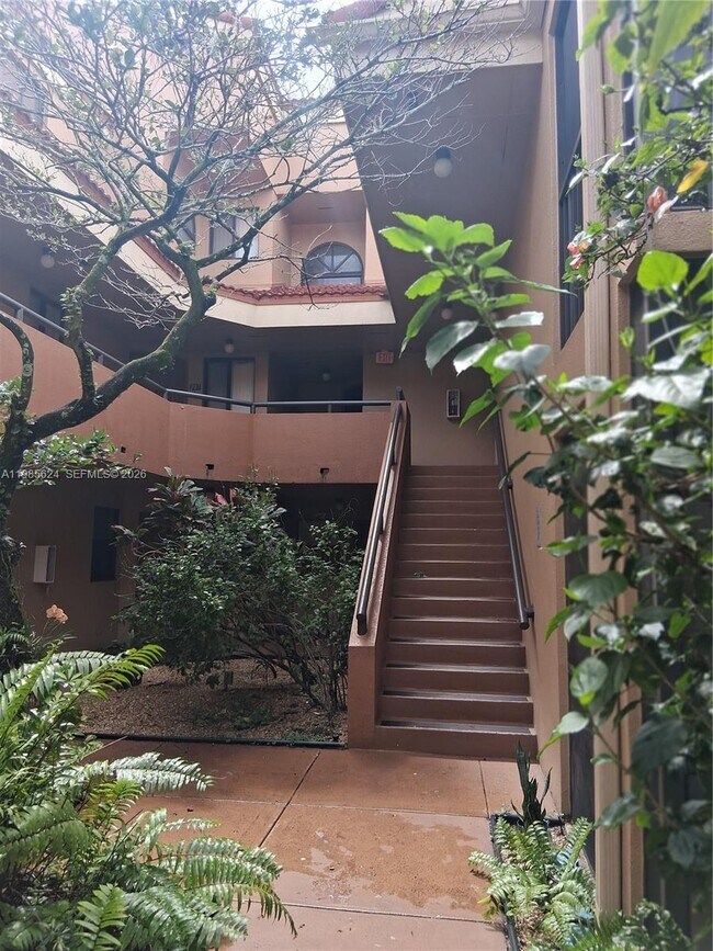 Photo - 15495 N Miami Lakeway Unit 207