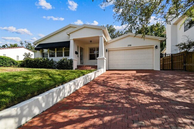 Photo - 2918 W Coachman Ave