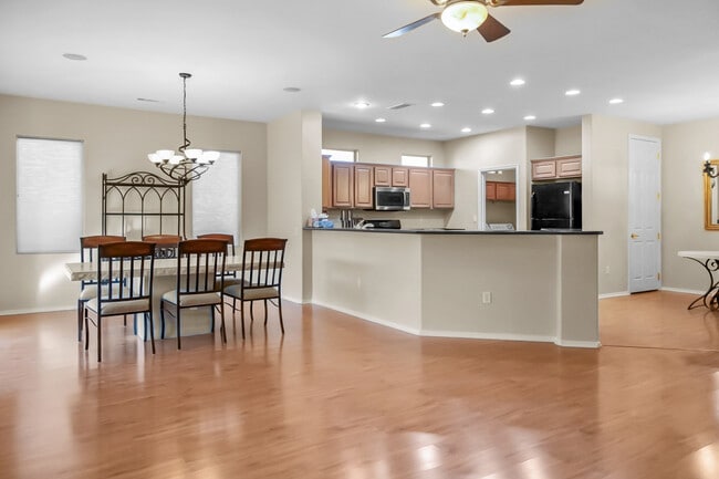 Photo - 17547 W Calistoga Dr