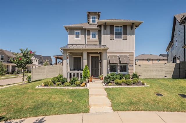 Building Photo - 1401 Roundup Wy