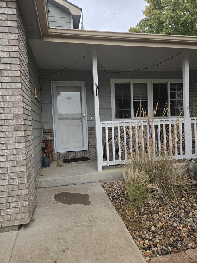 Building Photo - 4137 Cotopaxi Dr