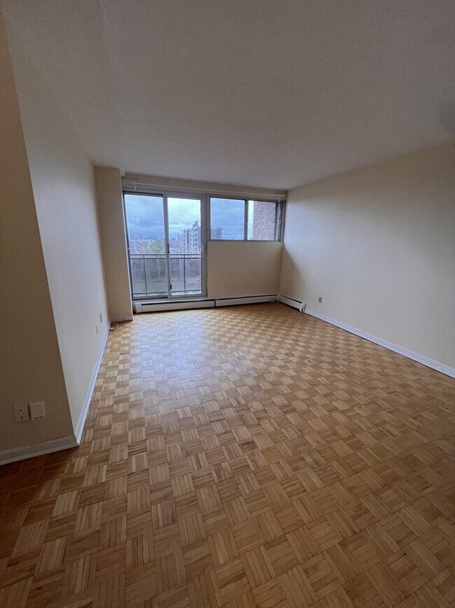 Photo - 345 Laurier Ave E Unité 805