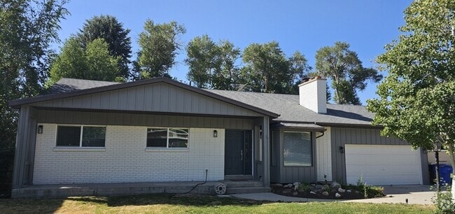 Building Photo - 2129 Creek Way Rental