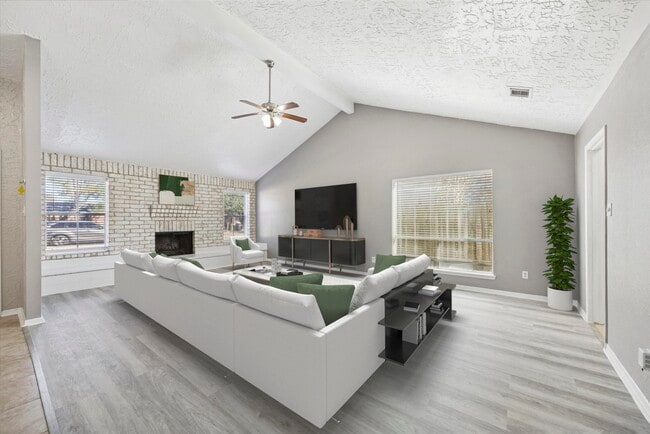 Photo - 16811 Forthloch Ct