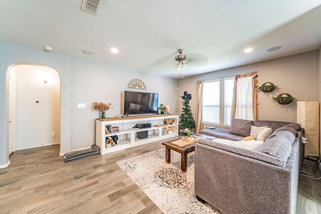 Photo - 10320 Lastrup Dr