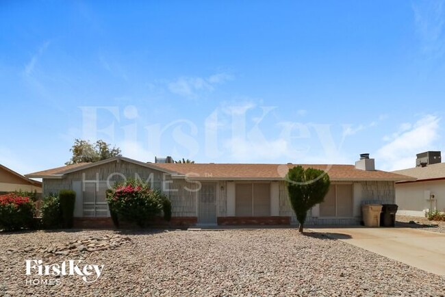 Photo - 10603 W Seldon Ln Casa