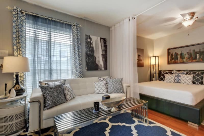 Photo - 305 W 35th St Unit 113