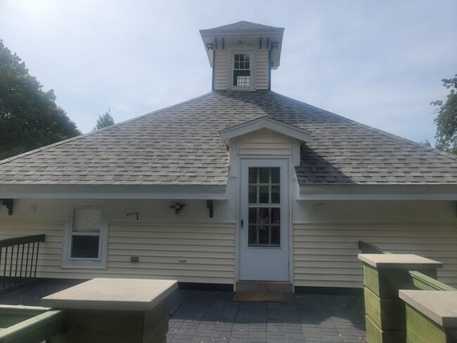 Photo - 144 E Haverhill St Unit 2nd Floor