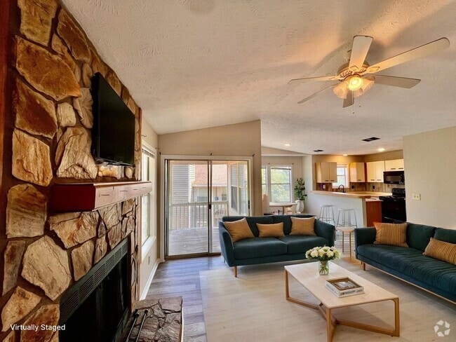 Building Photo - 1006 Wood Creek Dr Rental