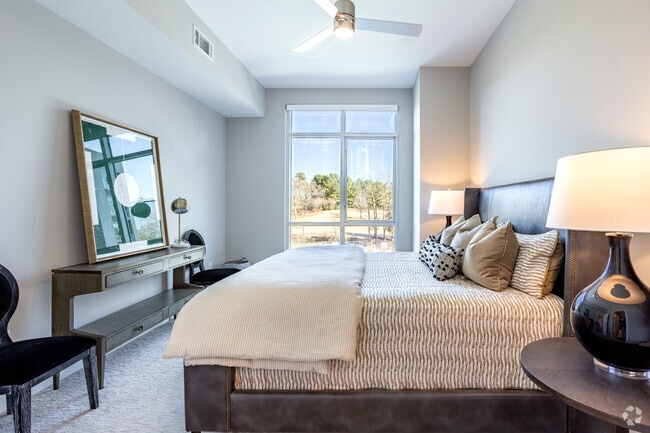 2BR, 2BA - 1,274 SF
