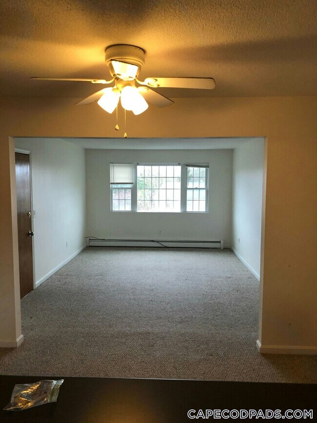 Photo - 21 Thomas Ave Unit 4