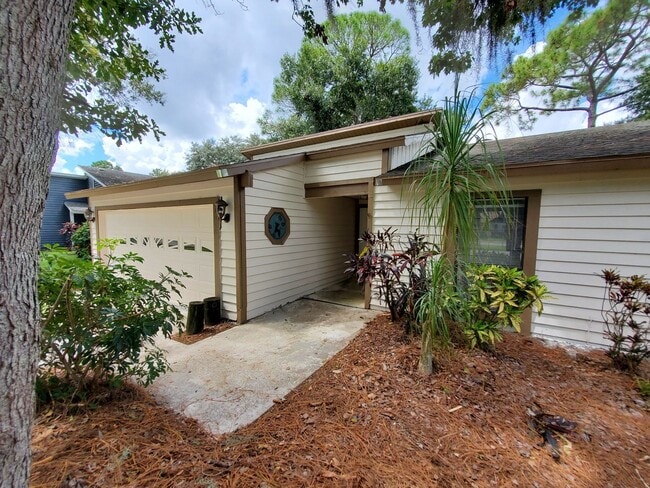 Photo - Spacious 3 bedroom/2bath/2 car garage in Lake Sarasota - Coming February