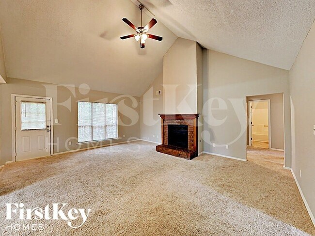 Photo - 1199 Paddocks Way