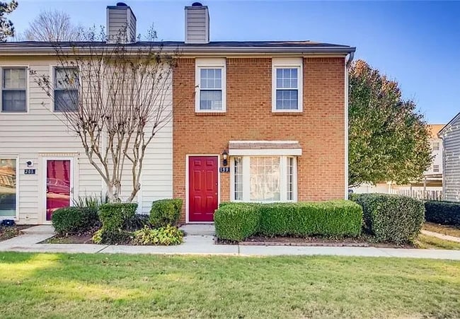 Building Photo - 199 Holcomb Ferry Rd Unit 199