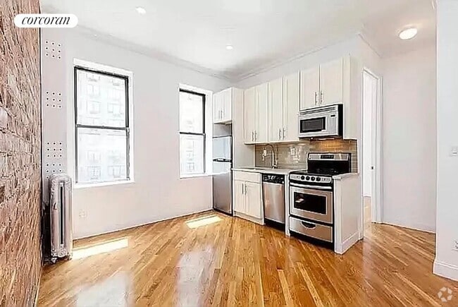 Building Photo - 230 E 27th St Rental