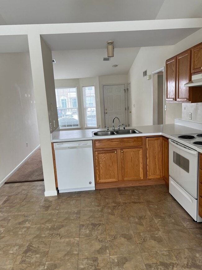 Photo - 34-37 Eastwick Lane Unit 34 Eastwick Lane