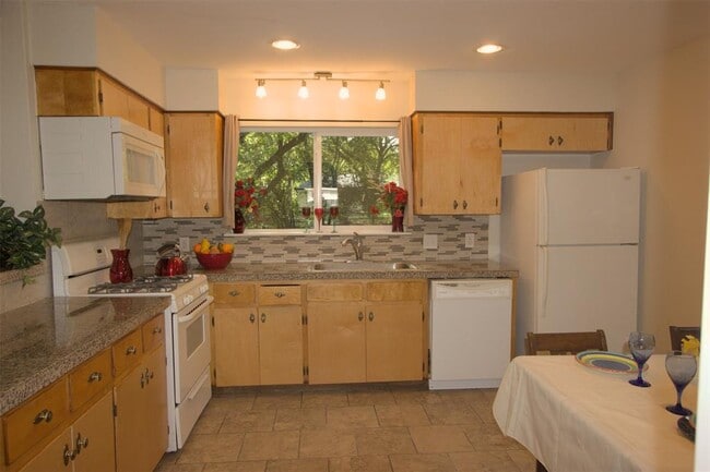Photo - 5308 Peppertree Pkwy