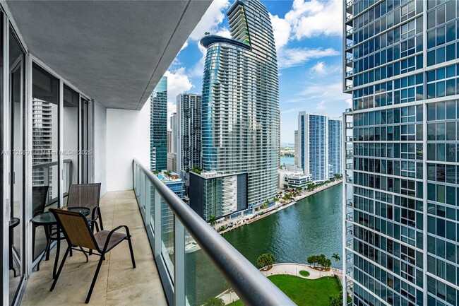 Photo - 485 Brickell Ave Condo Unit 2601