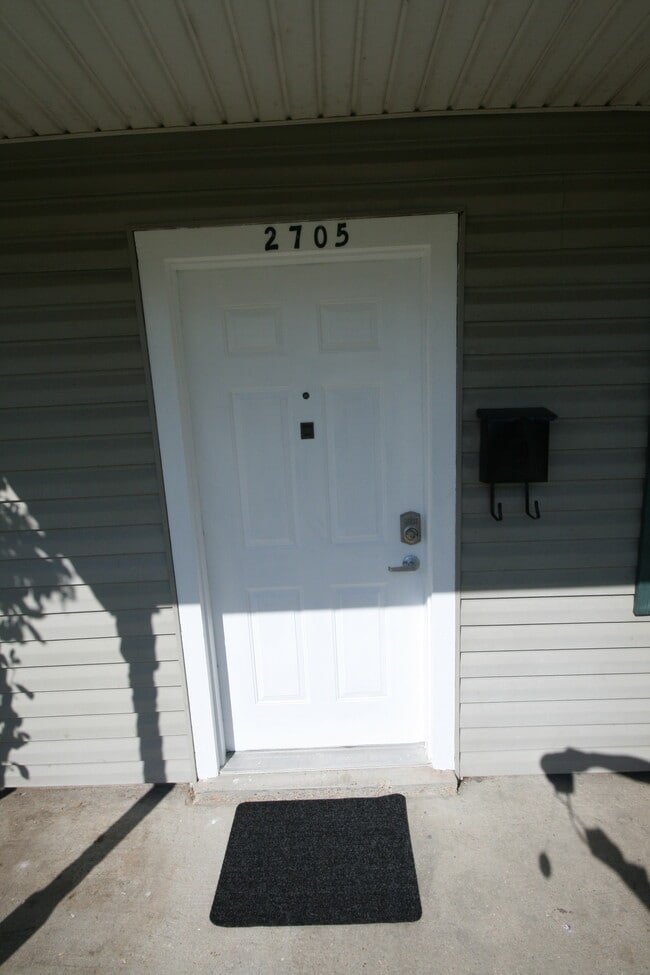 Photo - 2705 Rose Dr