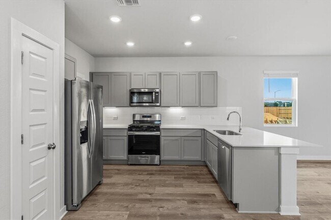 Photo - 2050 Alice Jay Wy