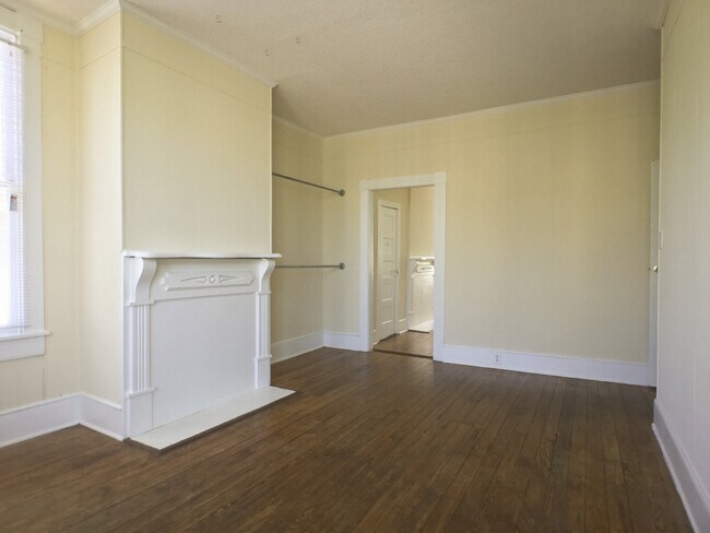 407 E Park Ave Unidad A